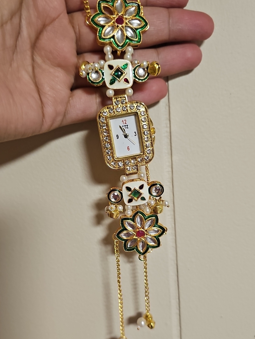 Gold-Tone Green & White Floral Women's Bracelet Watch - Unbranded